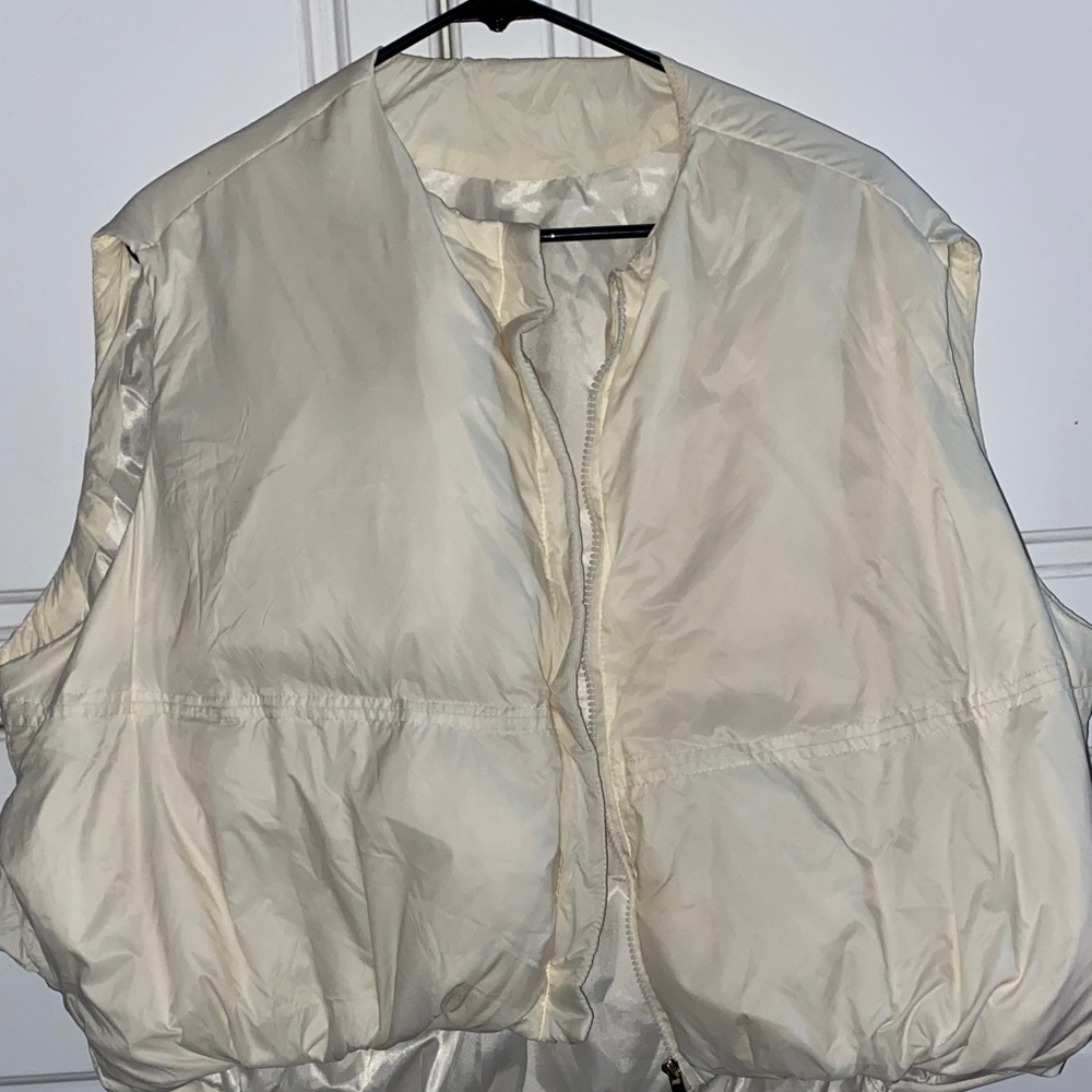 Women's Cream Puffer Vest